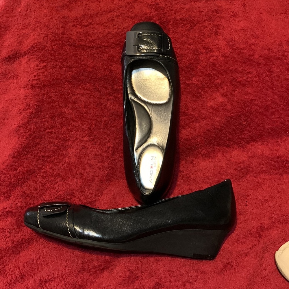 Bandolino B-Flexible Bountie wedge